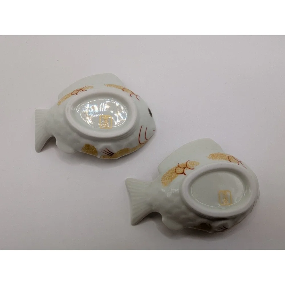 Arita Ware Koraku Kiln Japanese Sea Bream Tai Fish Small Dipping Sauce Plates 2